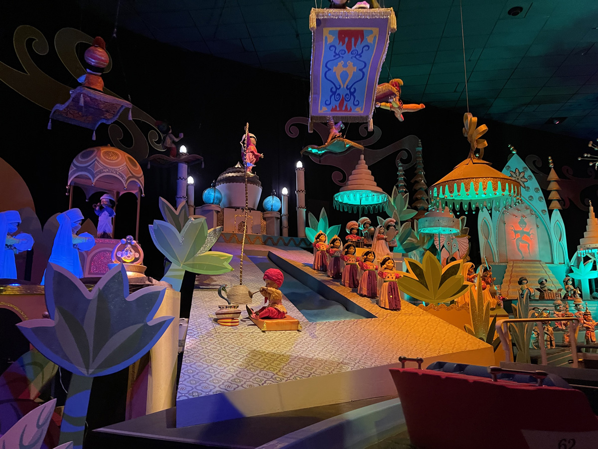 "it's a small world" Disneyland Park