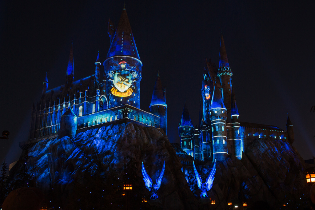 The Nighttime Lights at Hogwarts Castle Universal