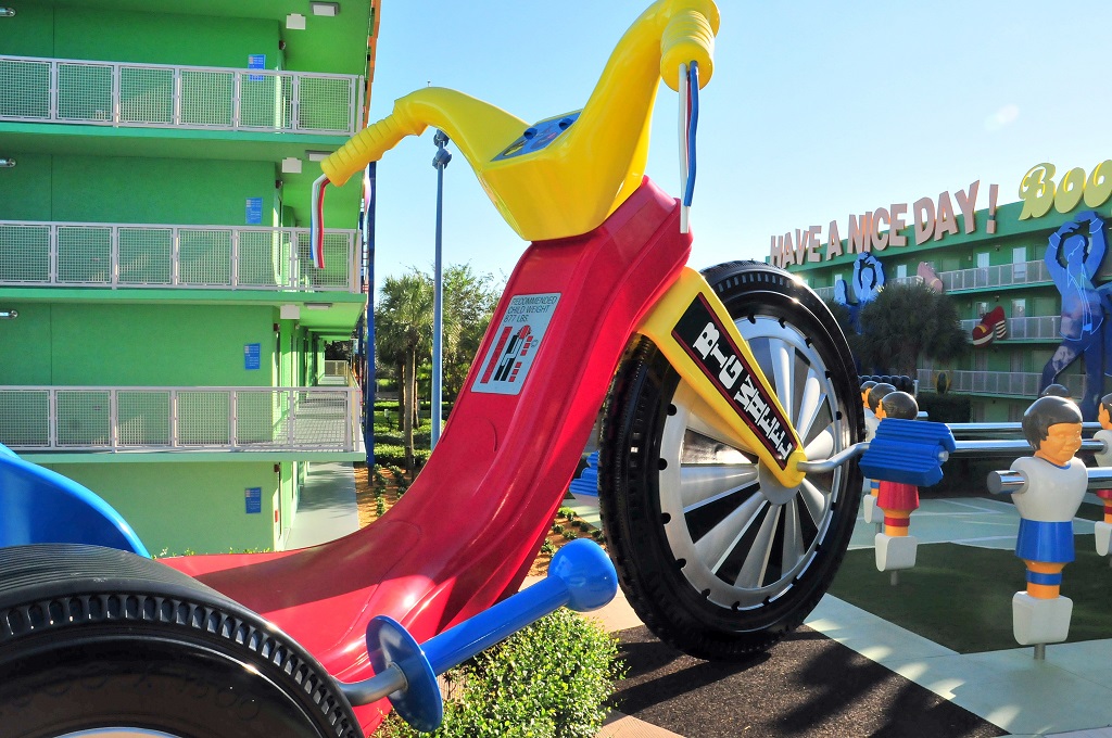 Disney World Hotels Wheelicon2 Disneyspopcenturyresort Medium